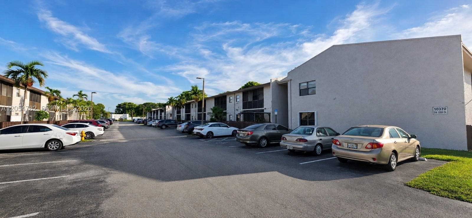 10370 SW 220th St # 228, Cutler Bay, FL 33190 — zdjęcie 2