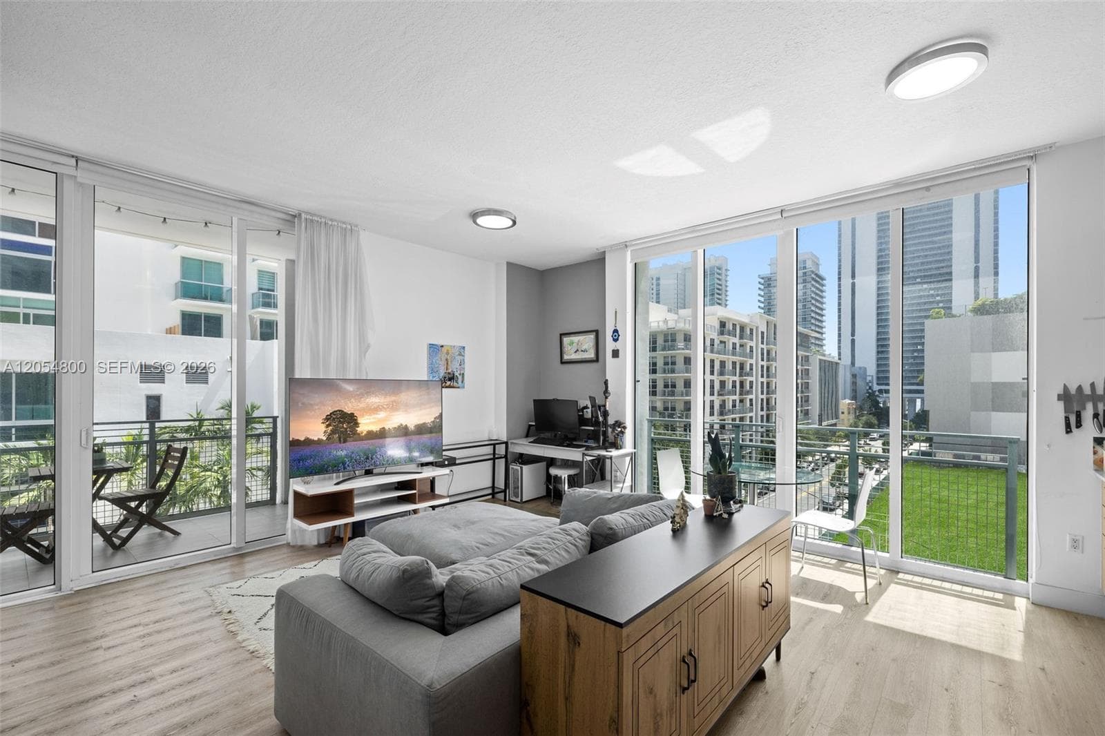 350 NE 24th St # 401, Miami, FL 33137 — zdjęcie 2