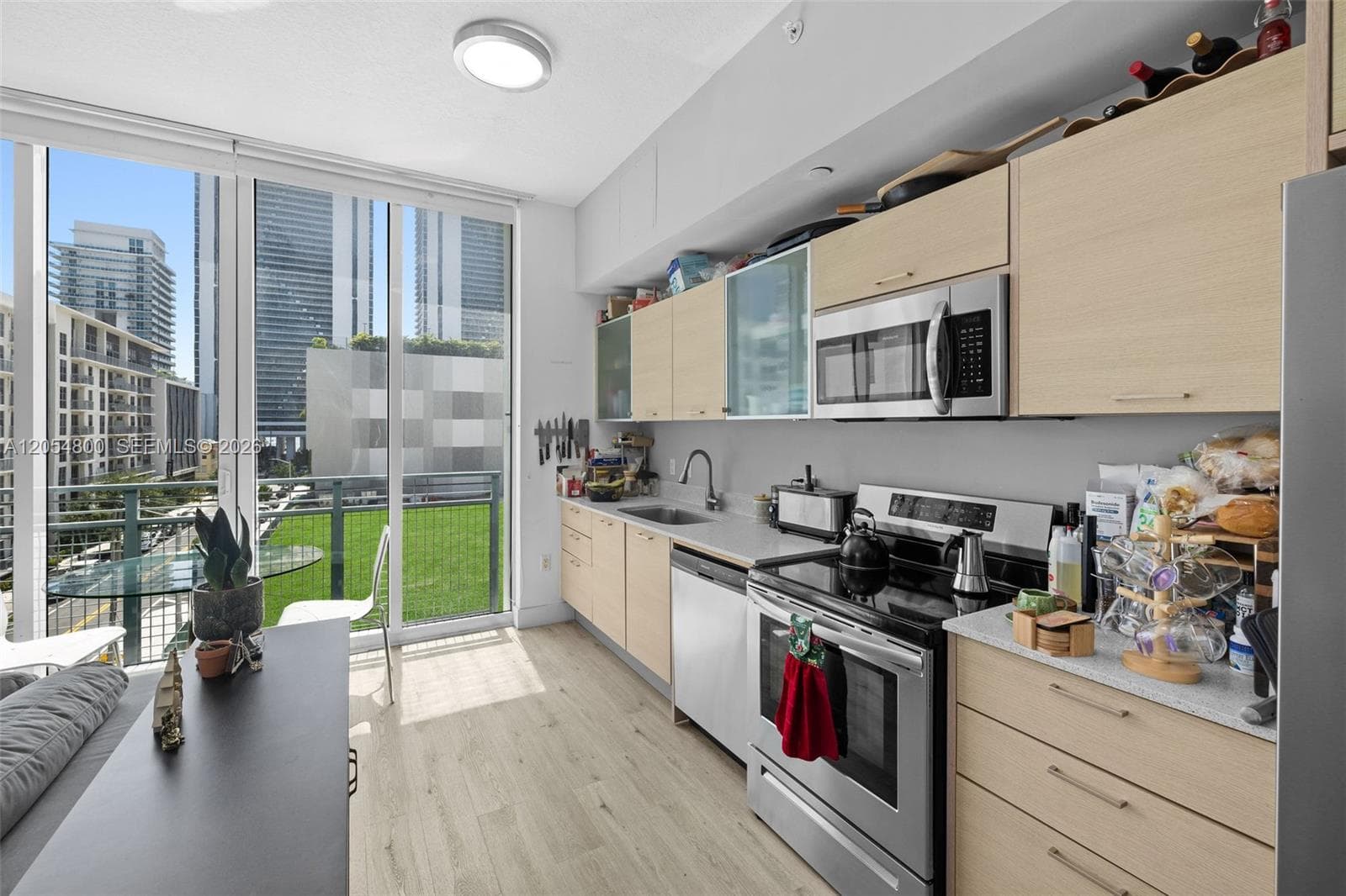350 NE 24th St # 401, Miami, FL 33137 — zdjęcie 3