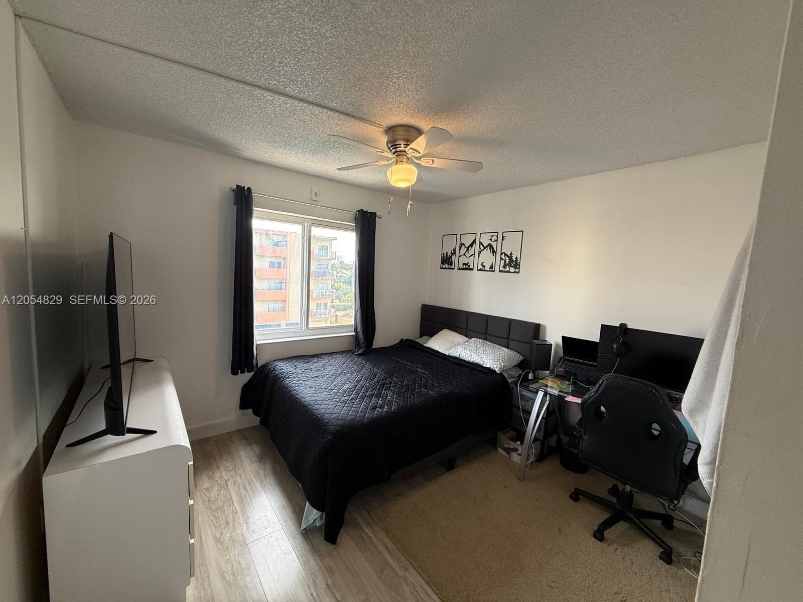 3536 NE 168th St # 403, North Miami Beach, FL 33160 — zdjęcie 3