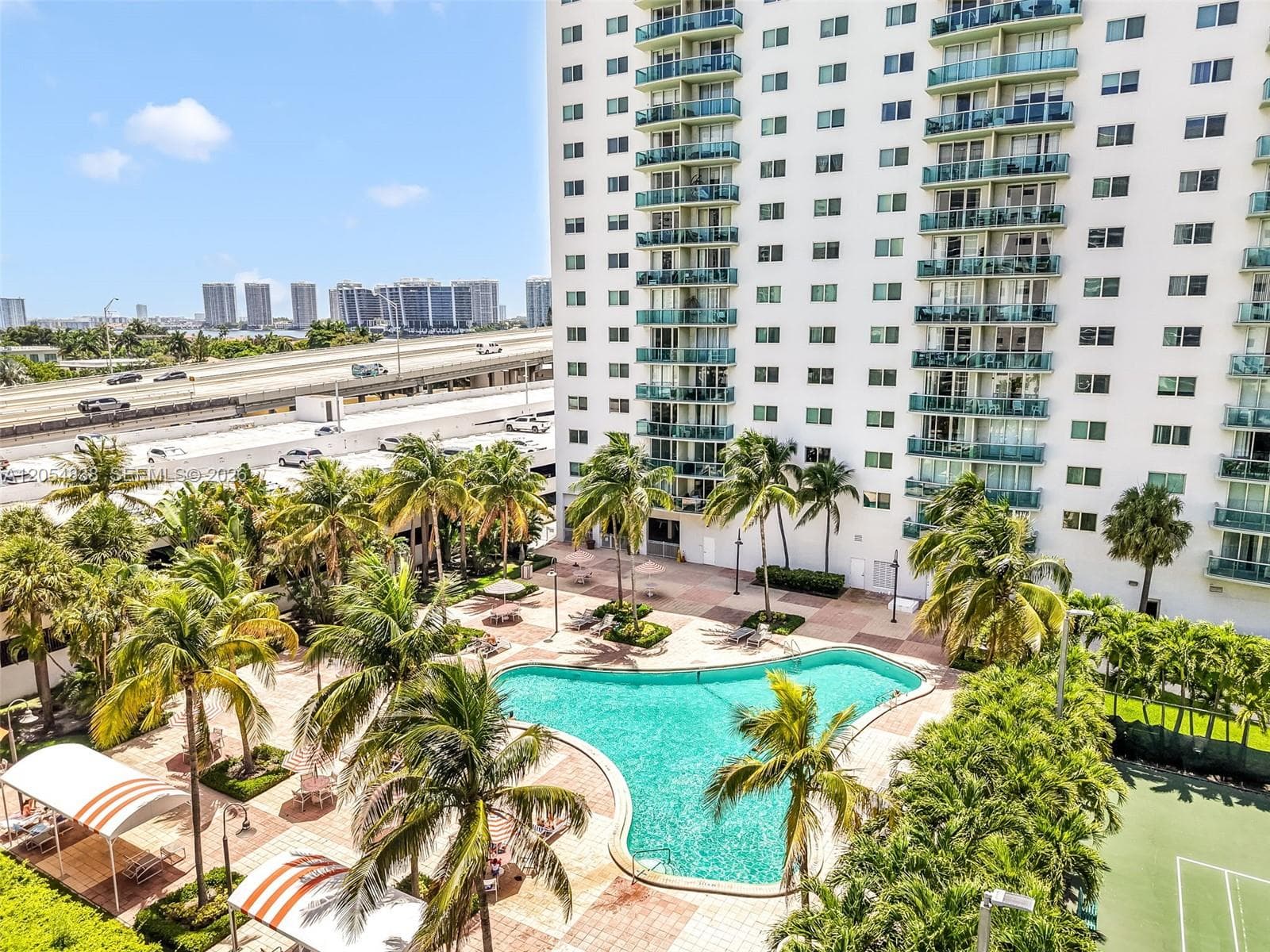 19380 Collins Ave # 1423, Sunny Isles Beach, FL 33160 — zdjęcie 2