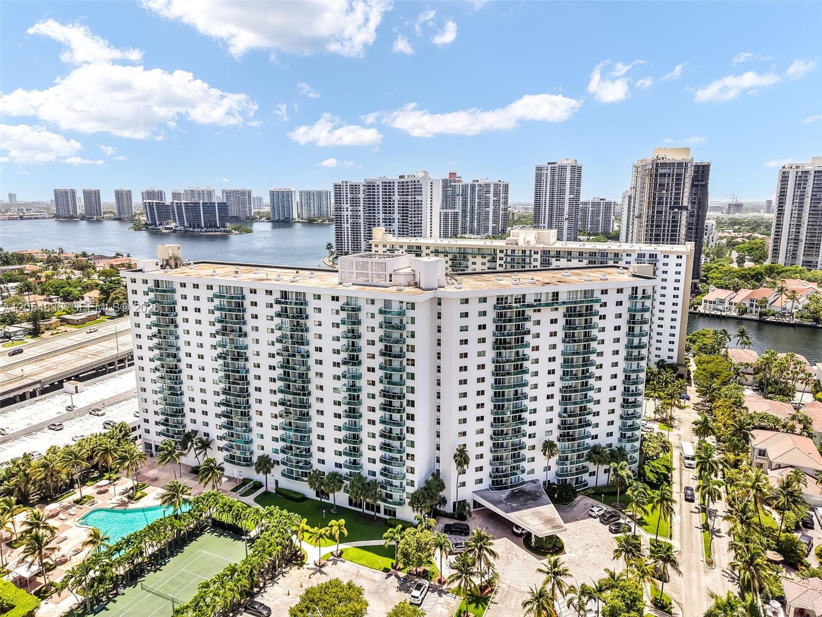 19380 Collins Ave # 1423, Sunny Isles Beach, FL 33160