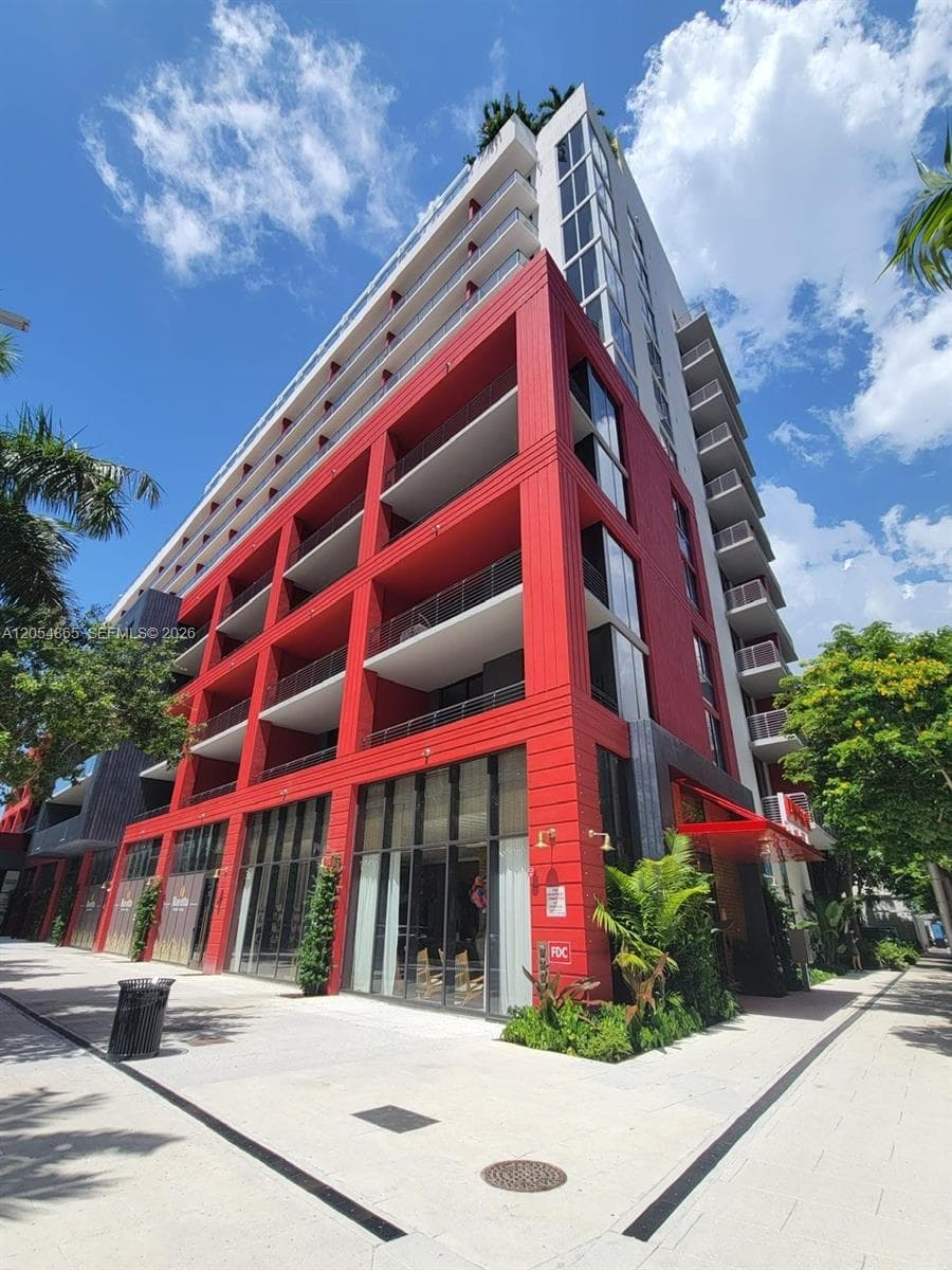 90 NE 32 # 609, Miami, FL 33127