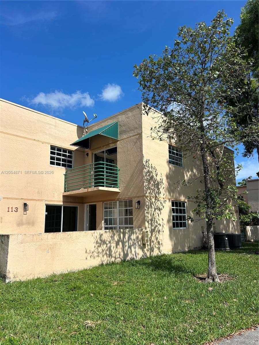 11880 SW 19th Ter # 113, Miami, FL 33175