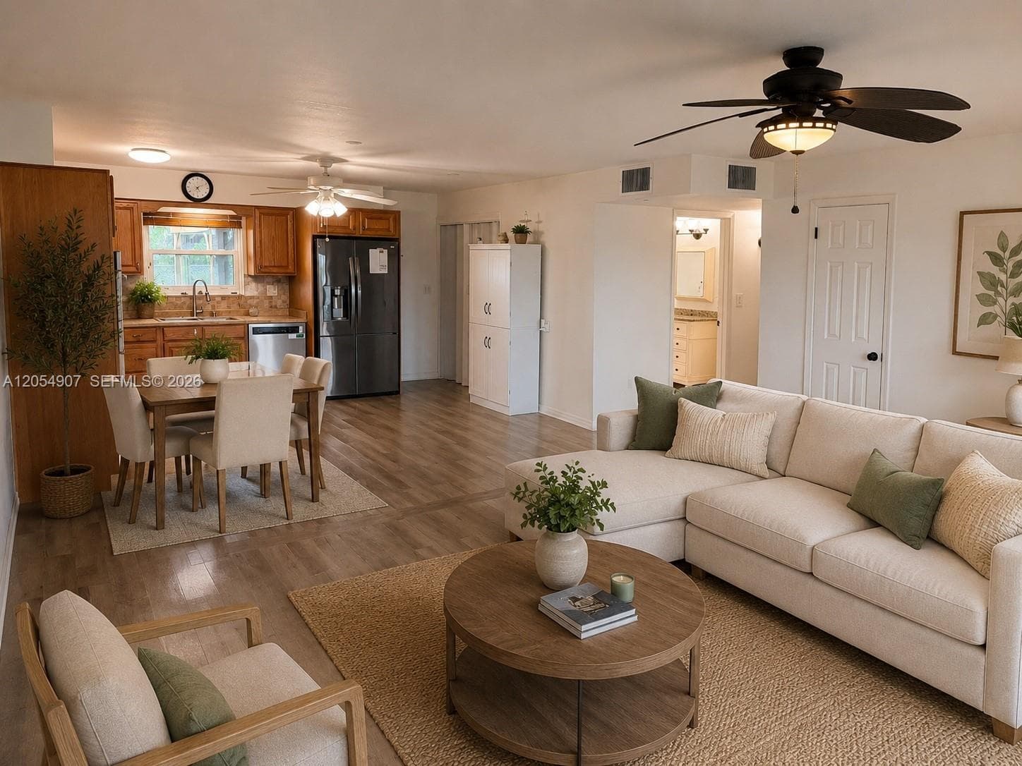 1505 Arrowhead Drive, Sun City Center, FL 33573 — zdjęcie 4