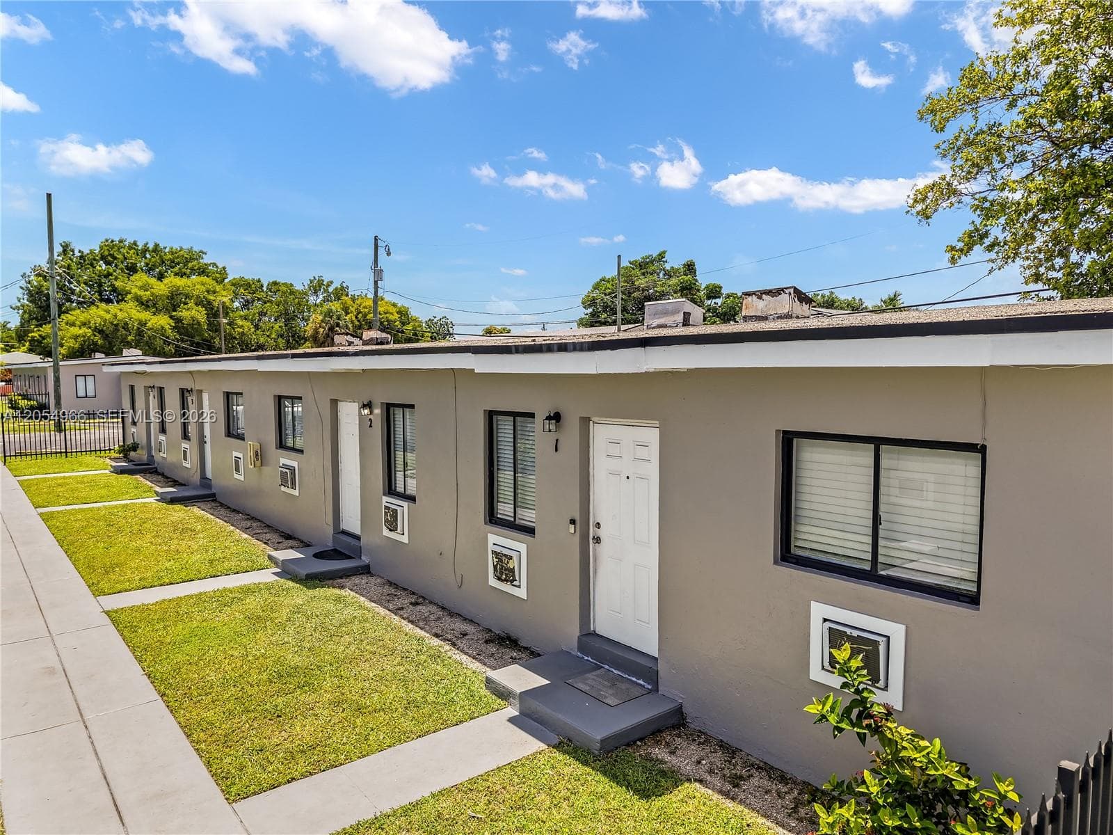 2090 NW 31st St, Miami, FL 33142 — zdjęcie 5