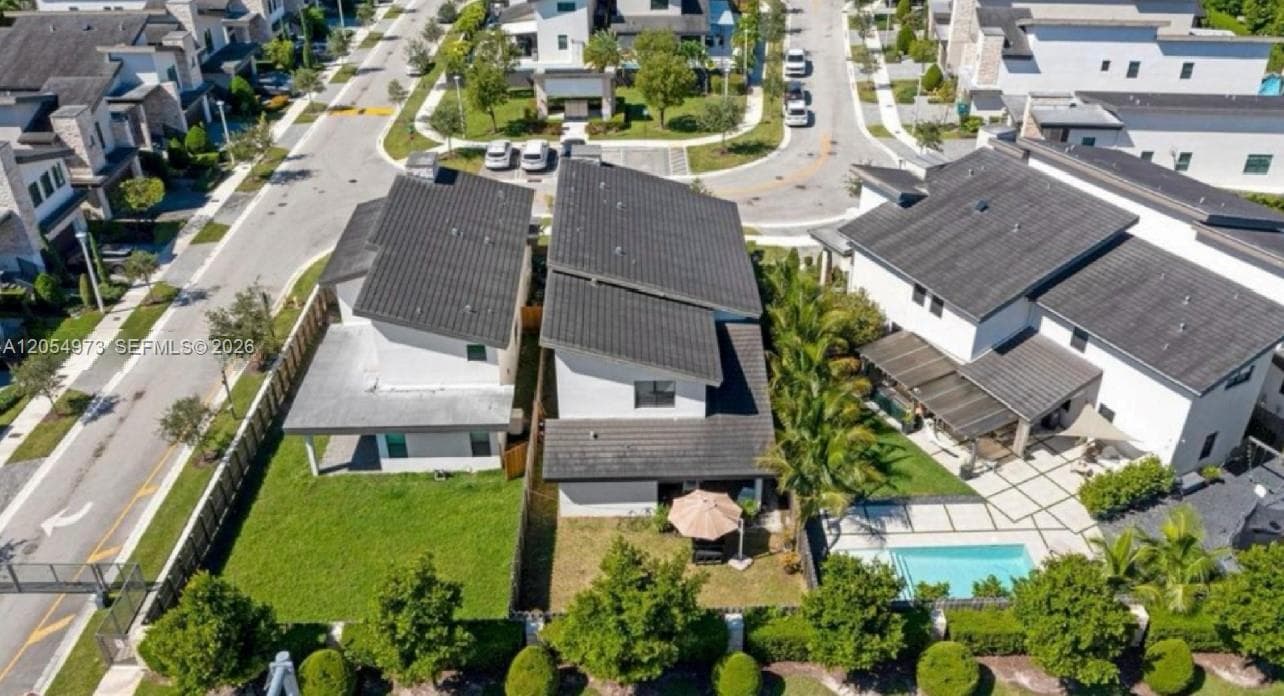 7641 NW 102nd Ct, Doral, FL 33178 — zdjęcie 5