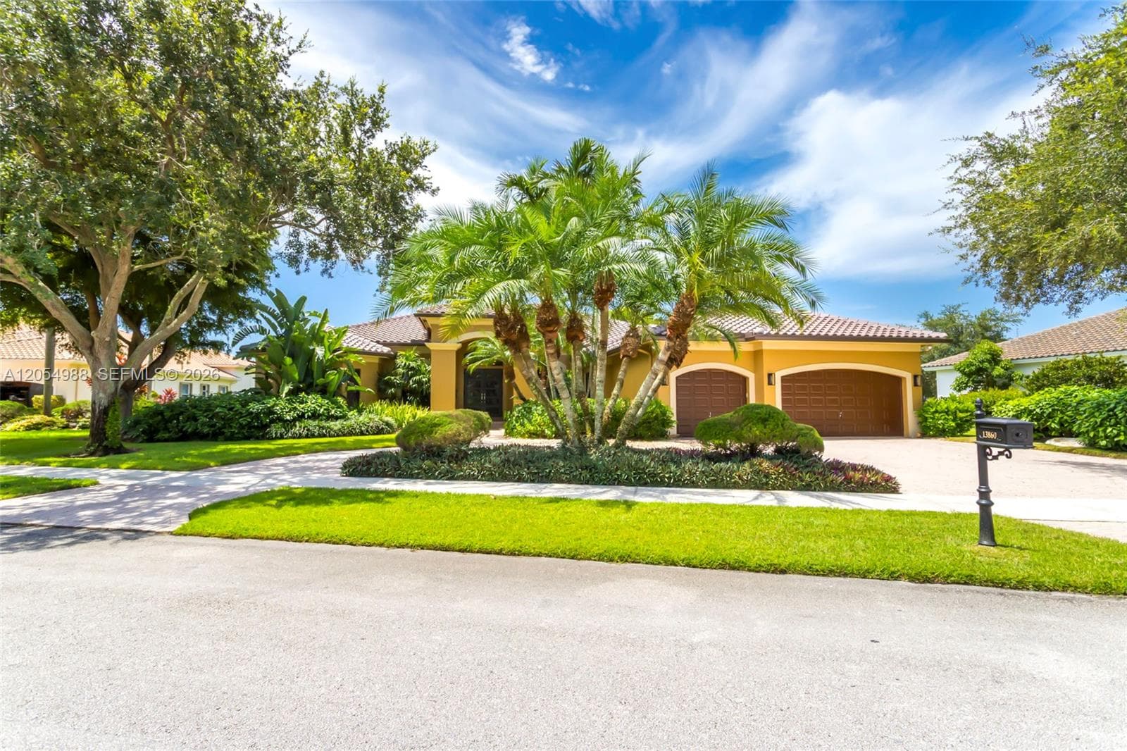 13860 SW 40th St, Davie, FL 33330