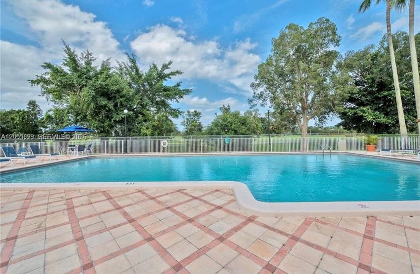 7165 NW 186th St # A301, Hialeah, FL 33015 — zdjęcie 5