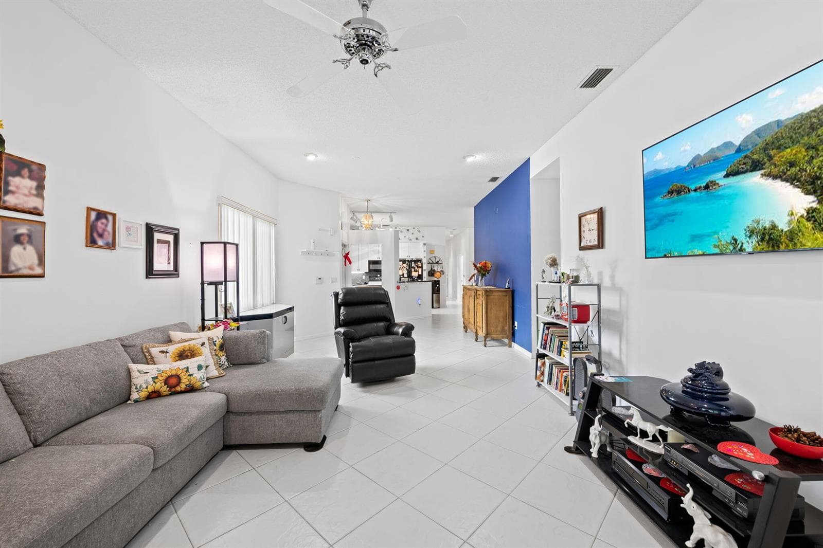 10156 Lombardy Drive, Tamarac, FL 33321 — zdjęcie 5