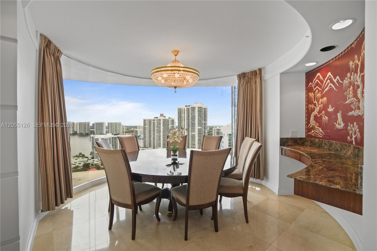 Turnberry Towers — zdjęcie 5