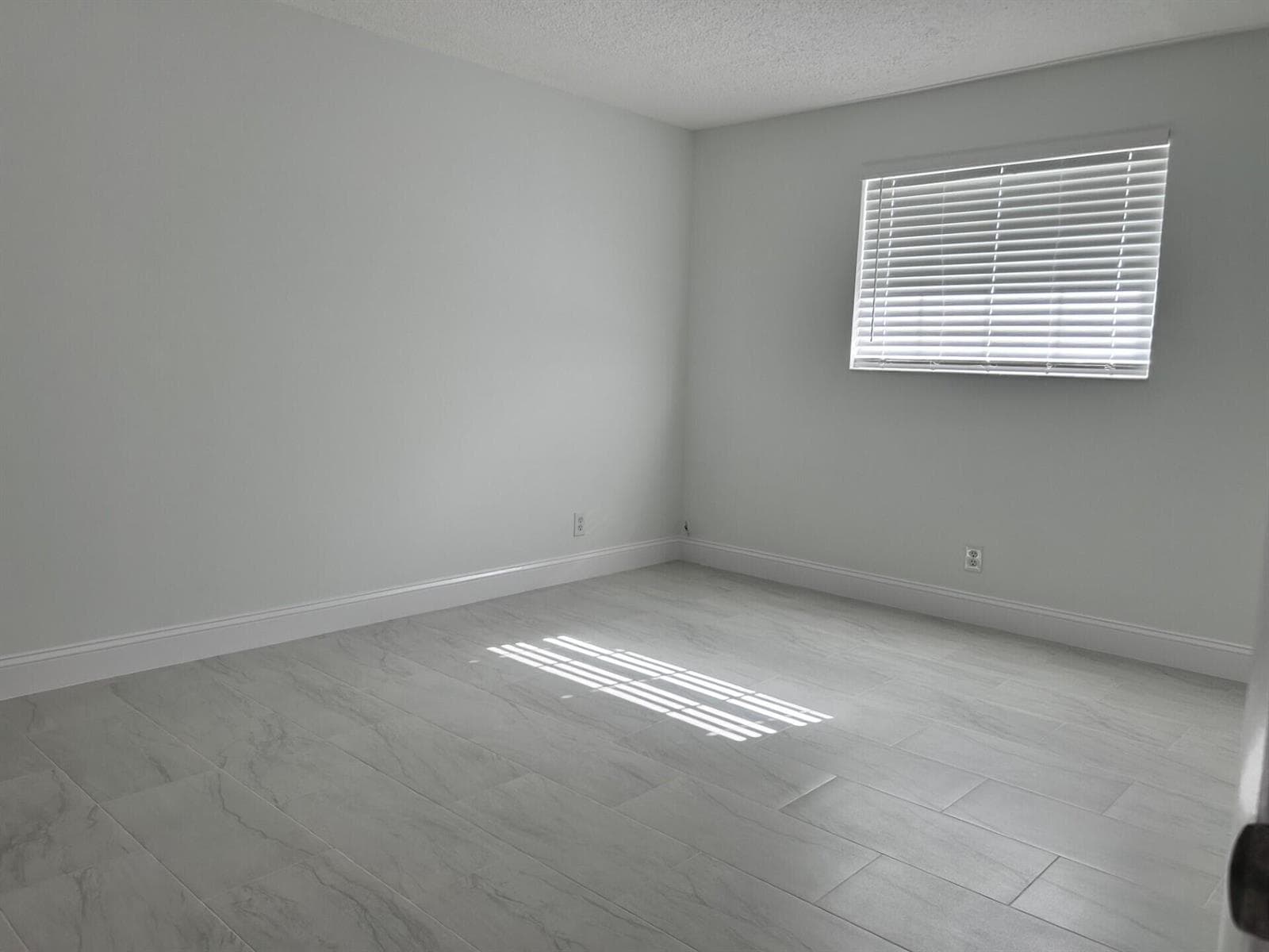 402 Lake Shore Drive # 103, Lake Park, FL 33403 — zdjęcie 5