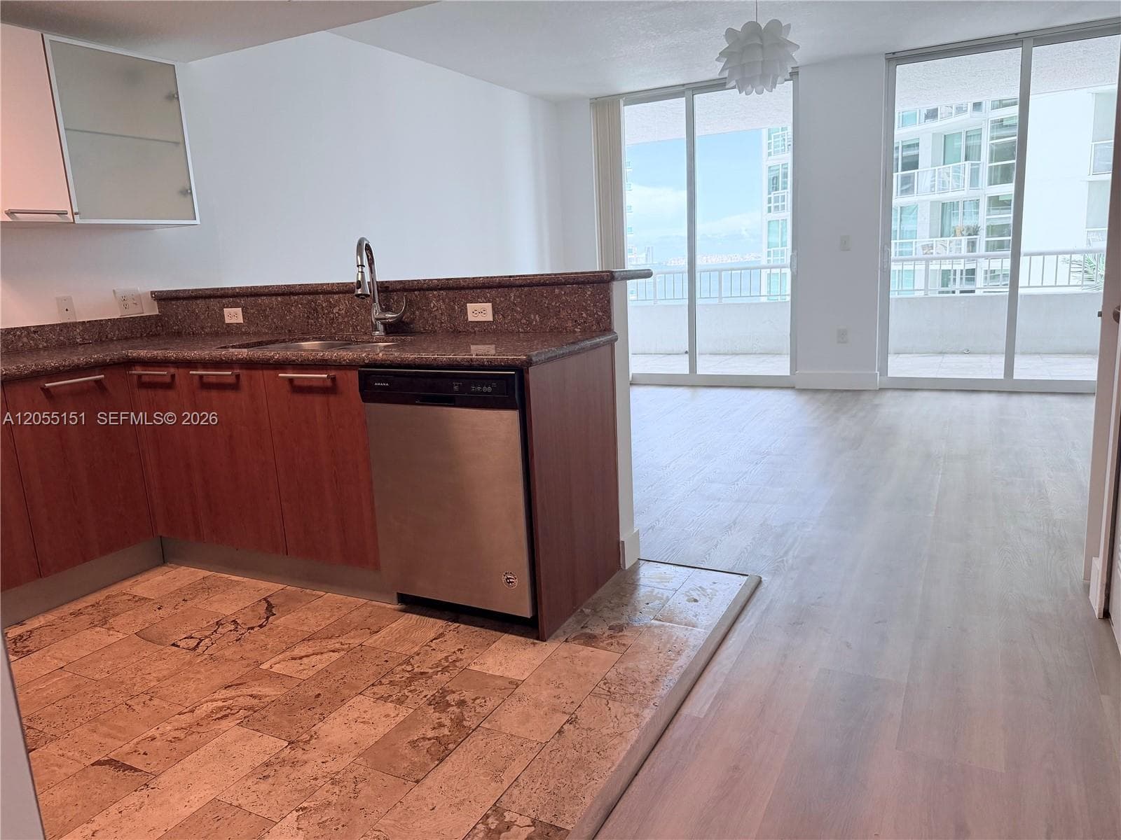 170 SE 14th St # 1402, Miami, FL 33131 — zdjęcie 4