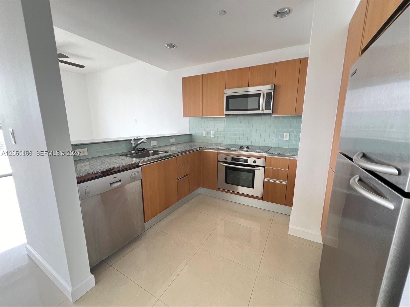 1060 Brickell Ave # 3509, Miami, FL 33131 — zdjęcie 3