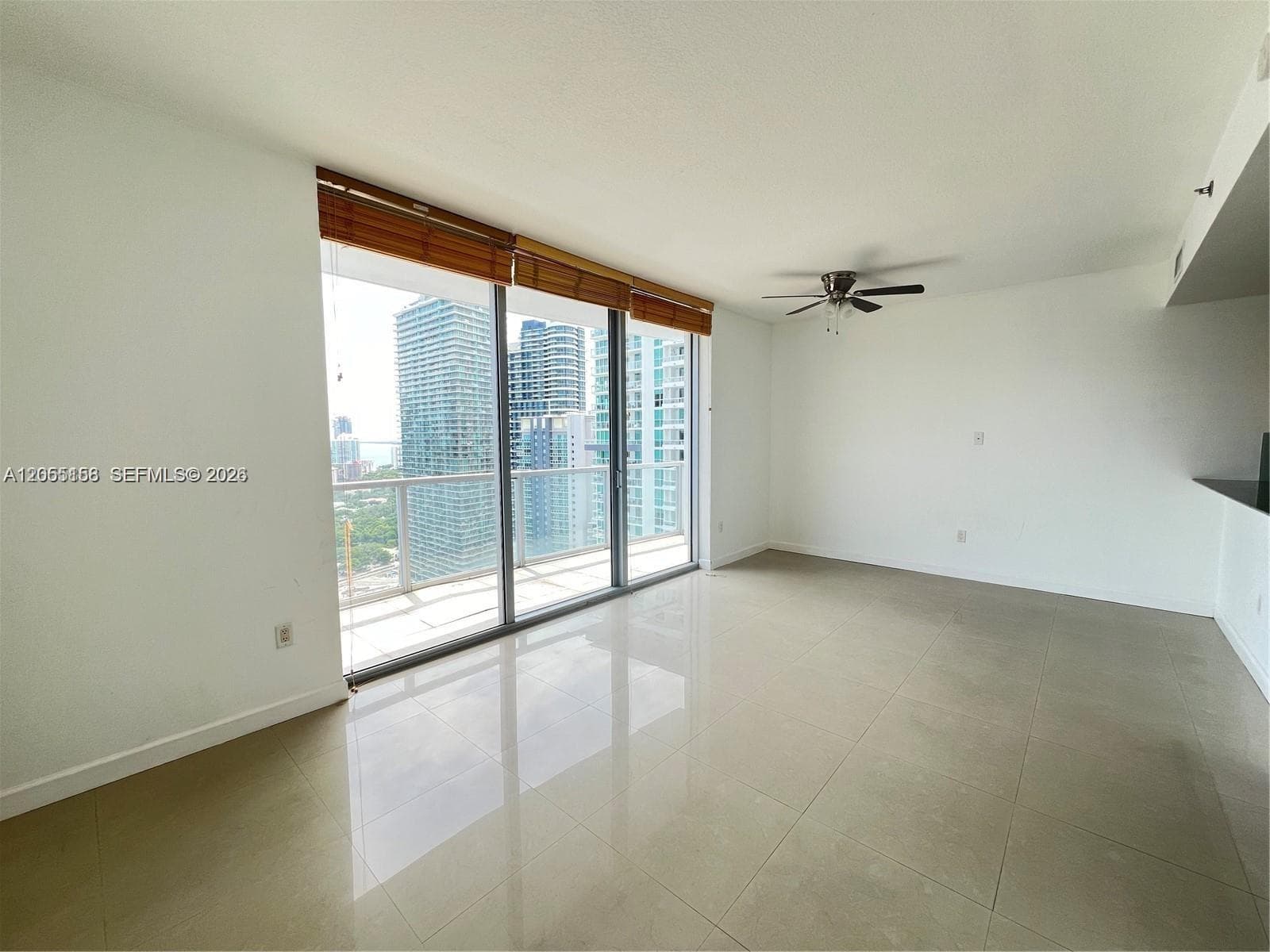 1060 Brickell Ave # 3509, Miami, FL 33131 — zdjęcie 4