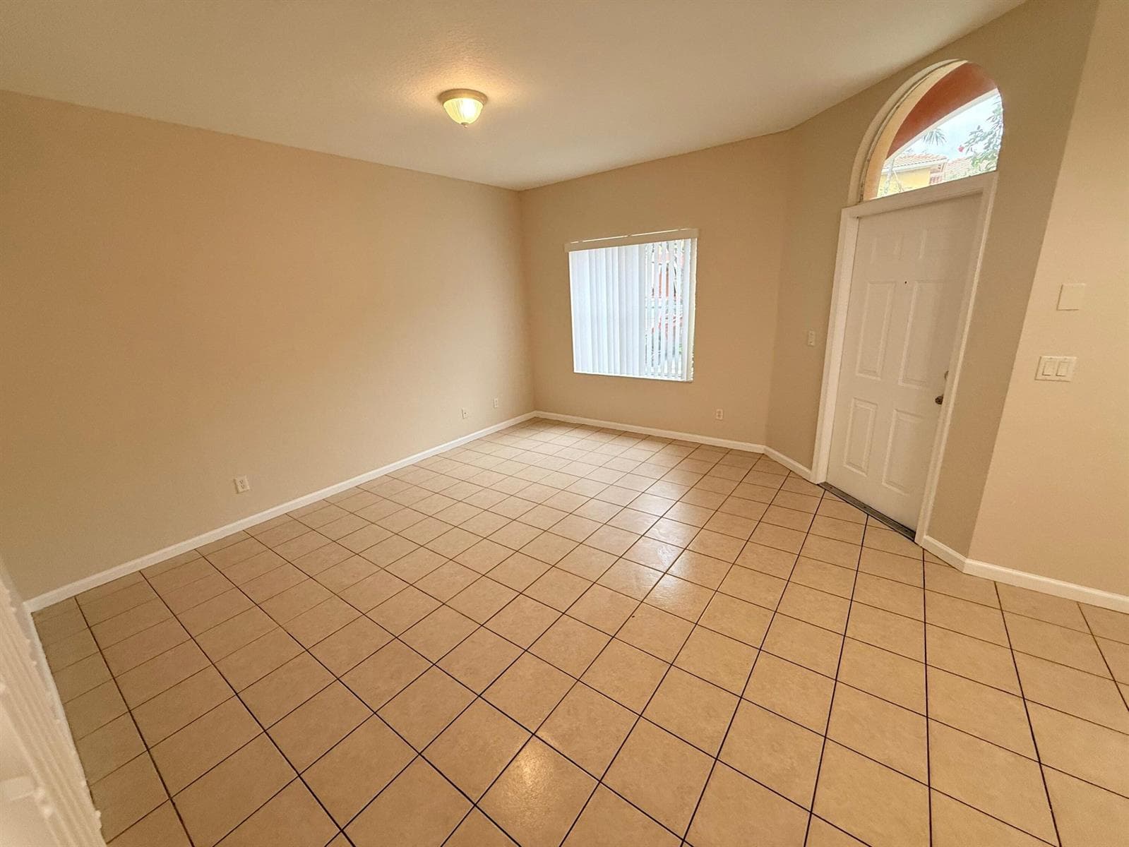 905 N SANTA CATALINA Circle # 905, North Lauderdale, FL 33068 — zdjęcie 3