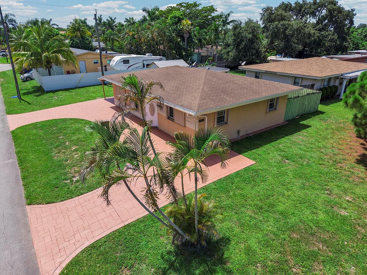 2100 N 57TH Avenue, Hollywood, FL 33021 — zdjęcie 3