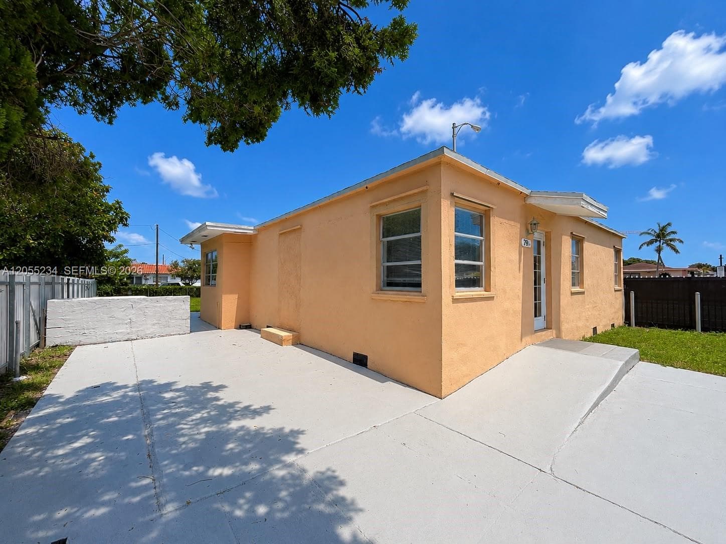 791 E 23rd St, Hialeah, FL 33013 — zdjęcie 2