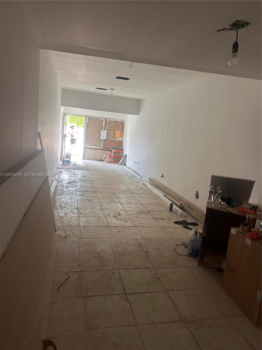 817 SW 8th St, Miami, FL 33130 — zdjęcie 2