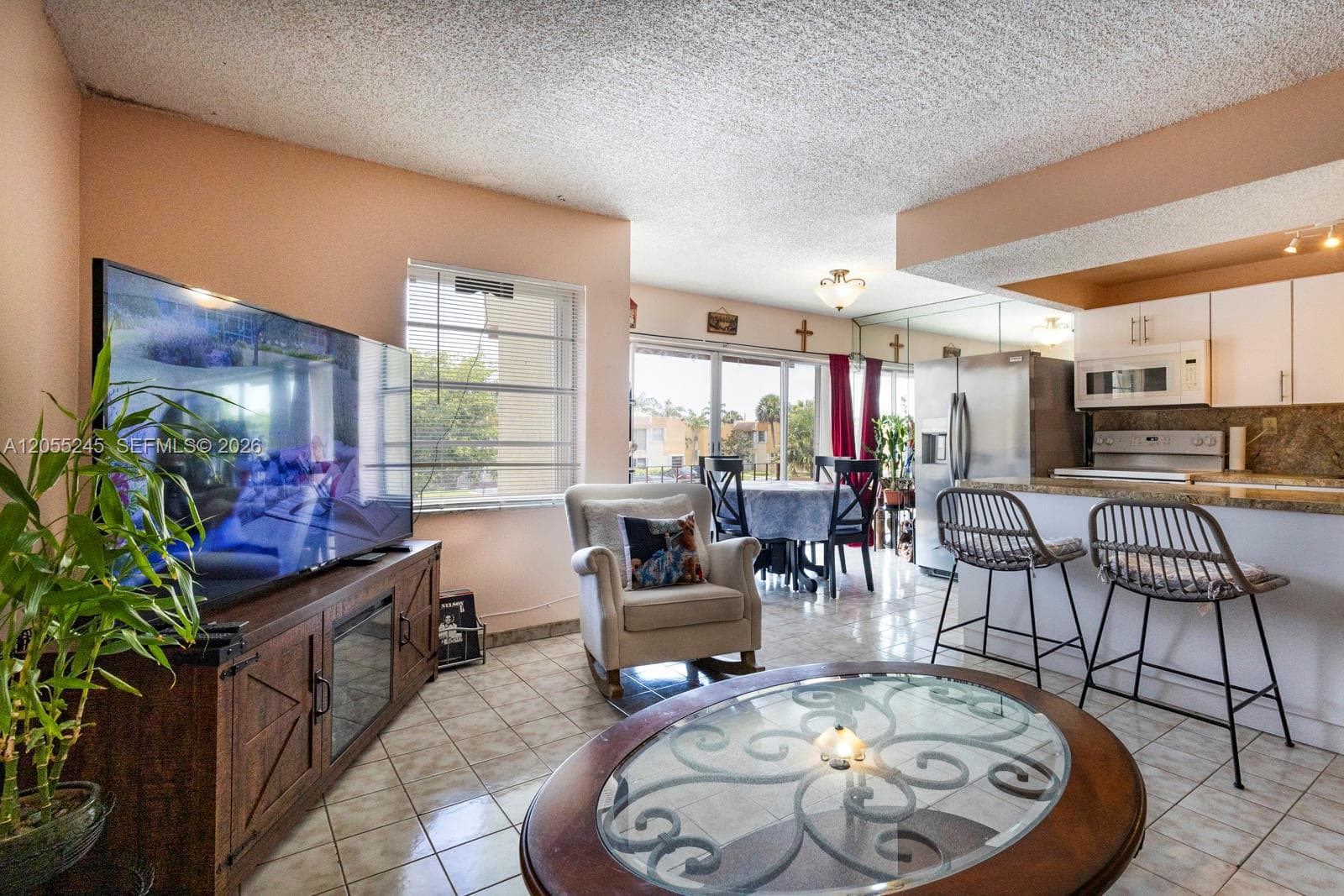 9350 W Flagler St # 208B, Miami, FL 33174 — zdjęcie 3
