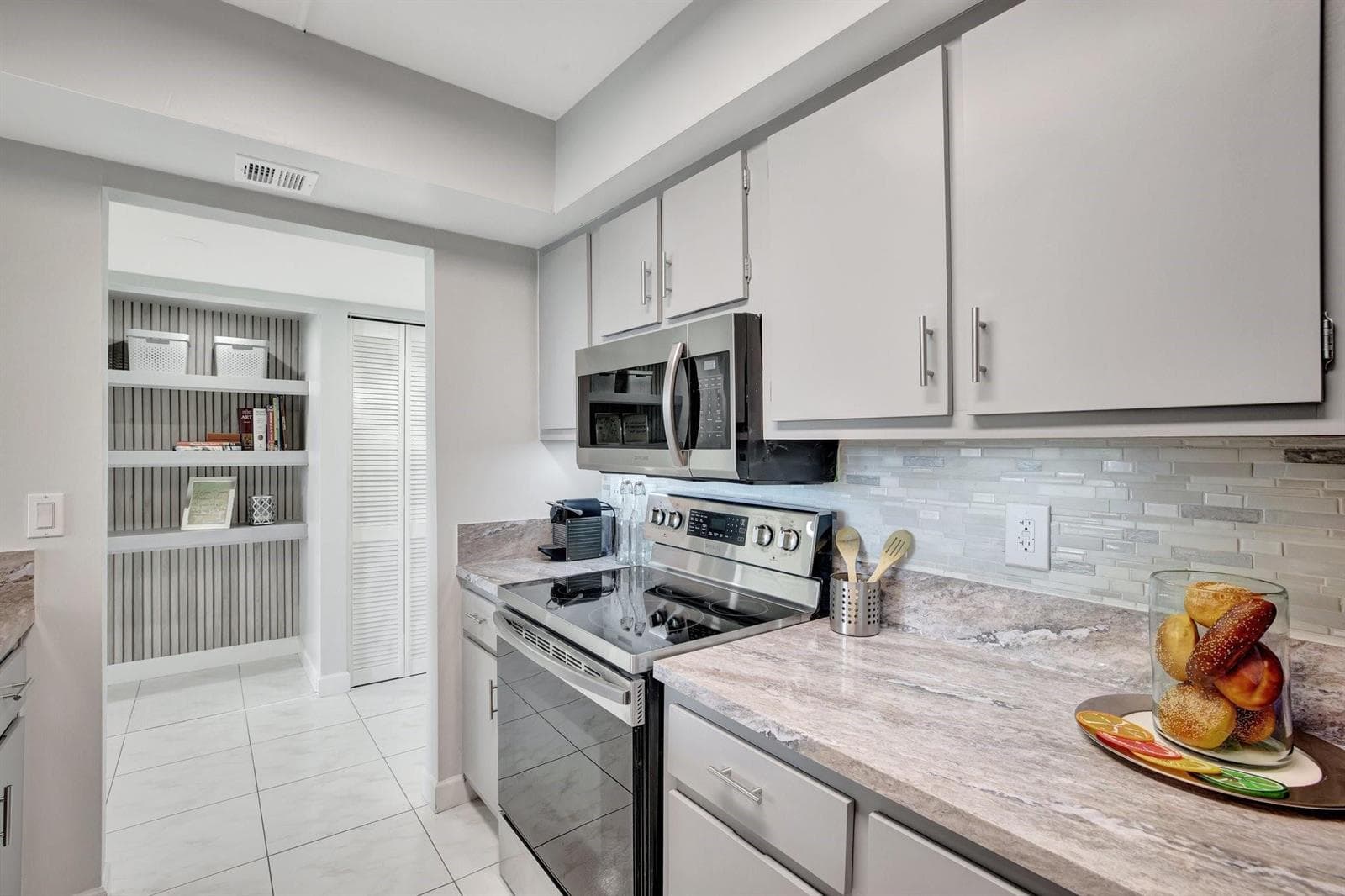 1101 RIVER REACH Drive # 415, Fort Lauderdale, FL 33315 — zdjęcie 4