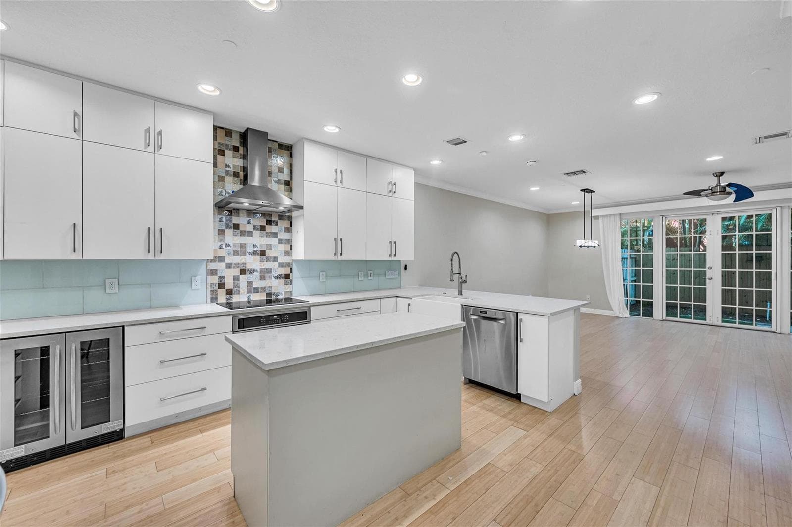 1617 NE 2ND Court, Fort Lauderdale, FL 33301 — zdjęcie 4