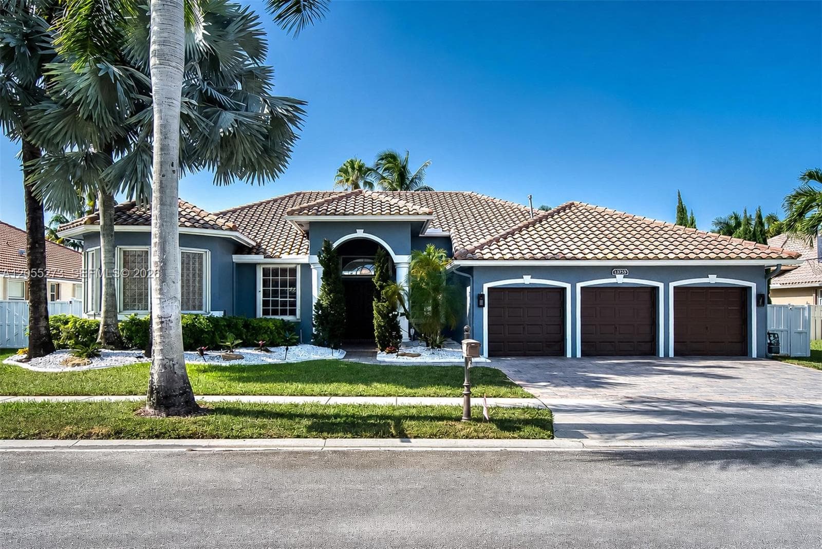 13755 NW 18th Ct, Pembroke Pines, FL 33028