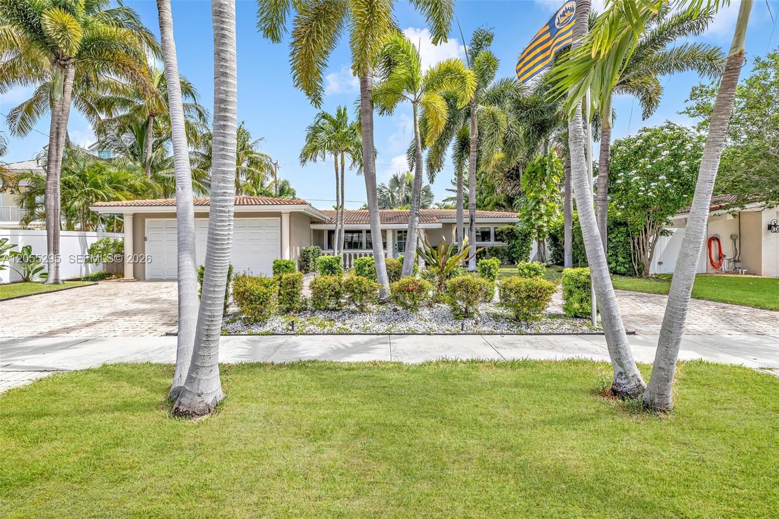 2137 NE 61st Ct, Fort Lauderdale, FL 33308 — zdjęcie 2