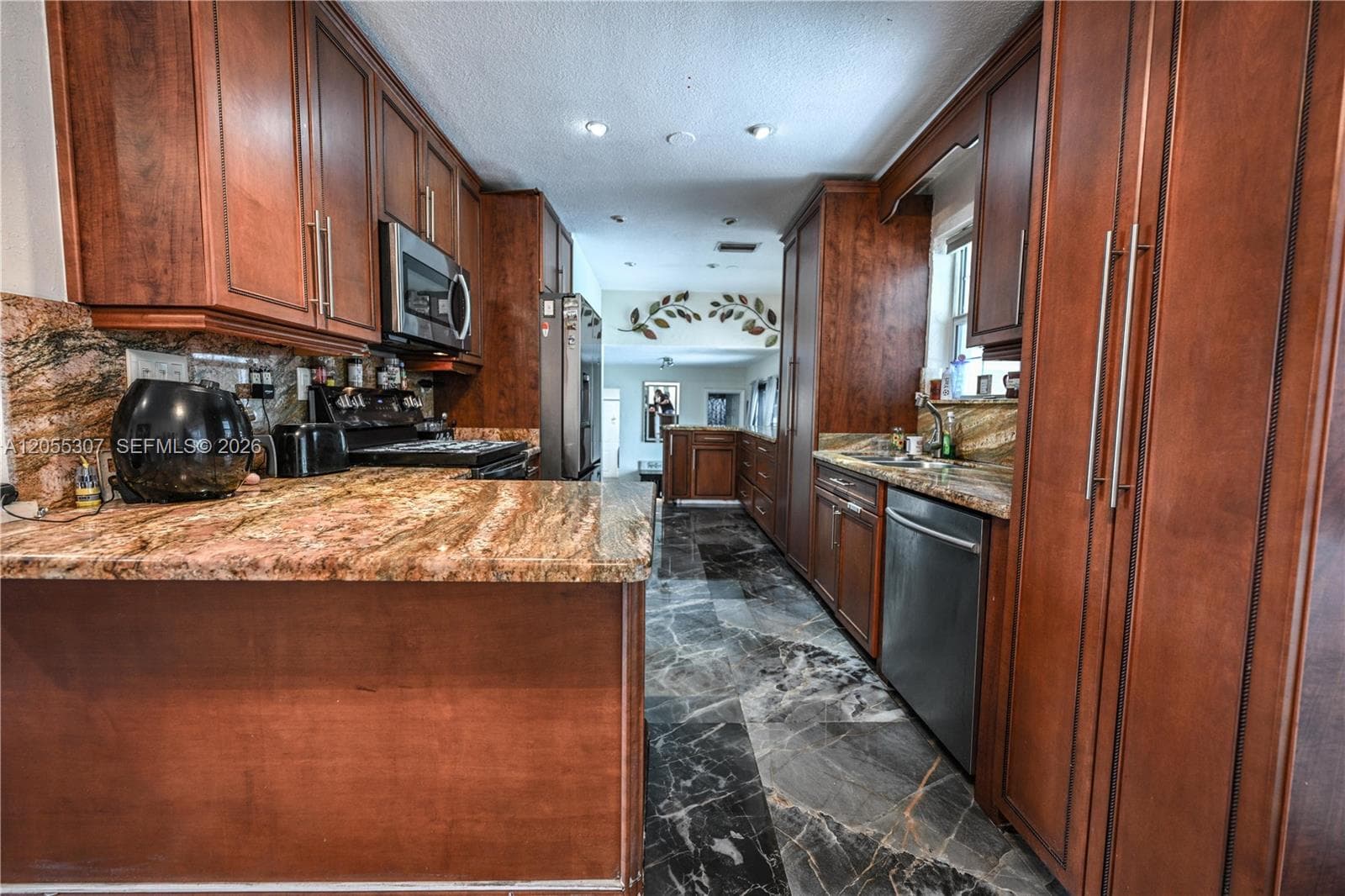 7400 NW 1st Ct, Pembroke Pines, FL 33024 — zdjęcie 5