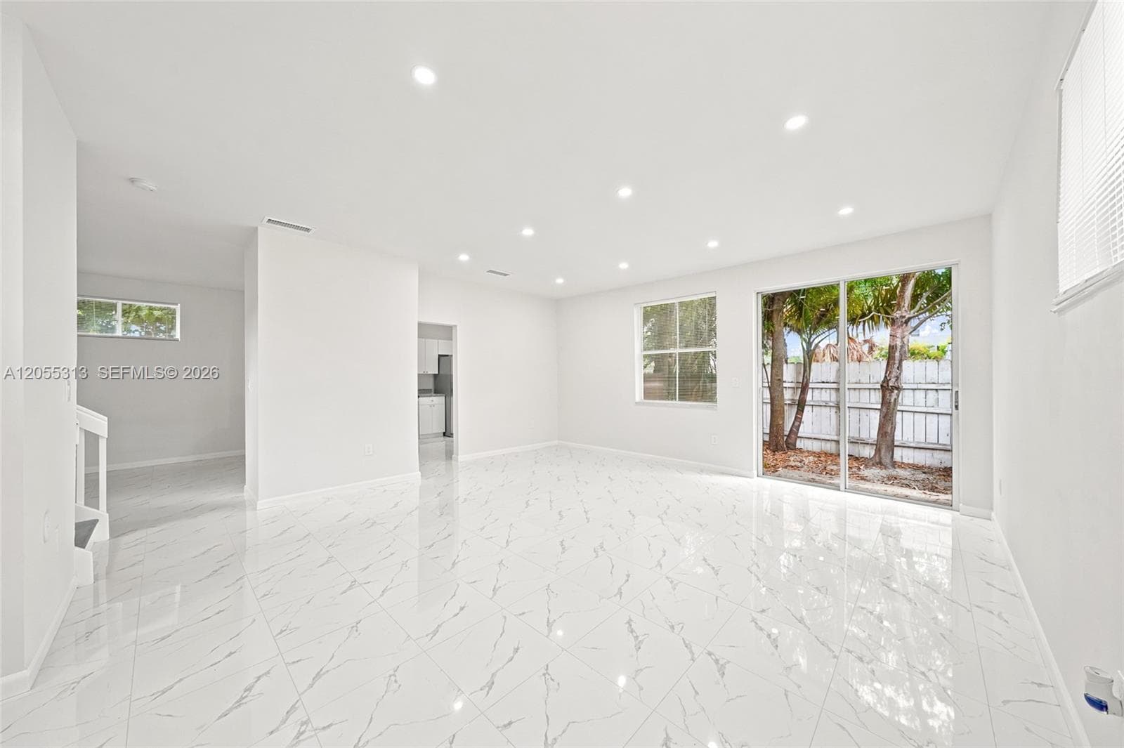 8684 NW 1st St # 0, Miami, FL 33126 — zdjęcie 5