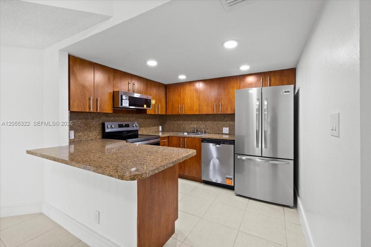 8290 Lake Dr # 130, Doral, FL 33166 — zdjęcie 5