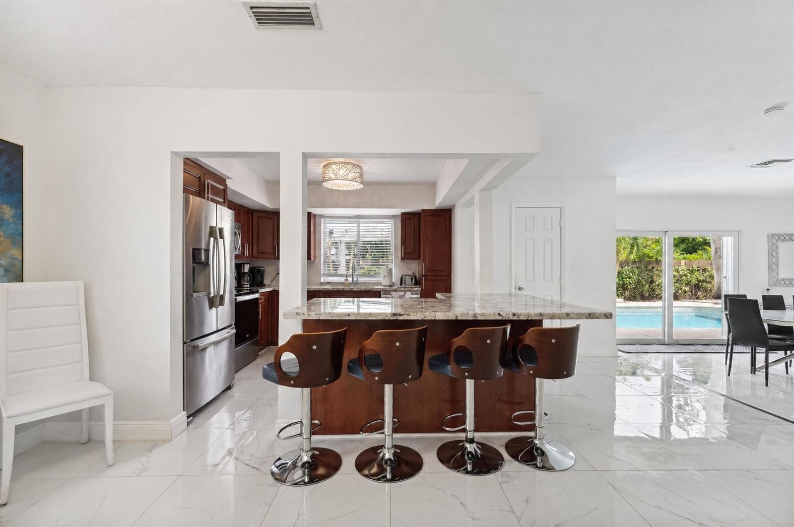 1243 GARFIELD Street, Hollywood, FL 33019 — zdjęcie 3