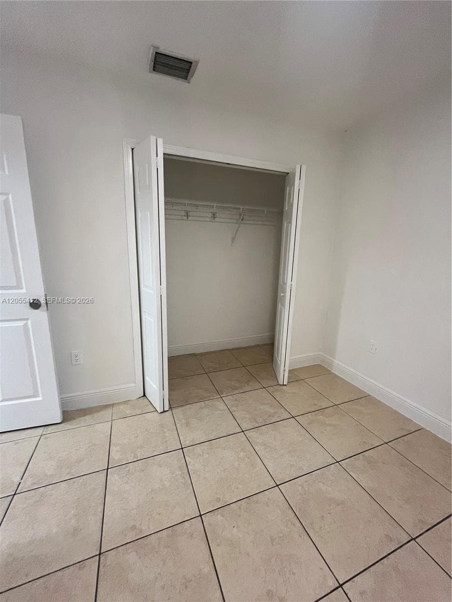 2185 NW 16th Ter # 7, Miami, FL 33125 — zdjęcie 4