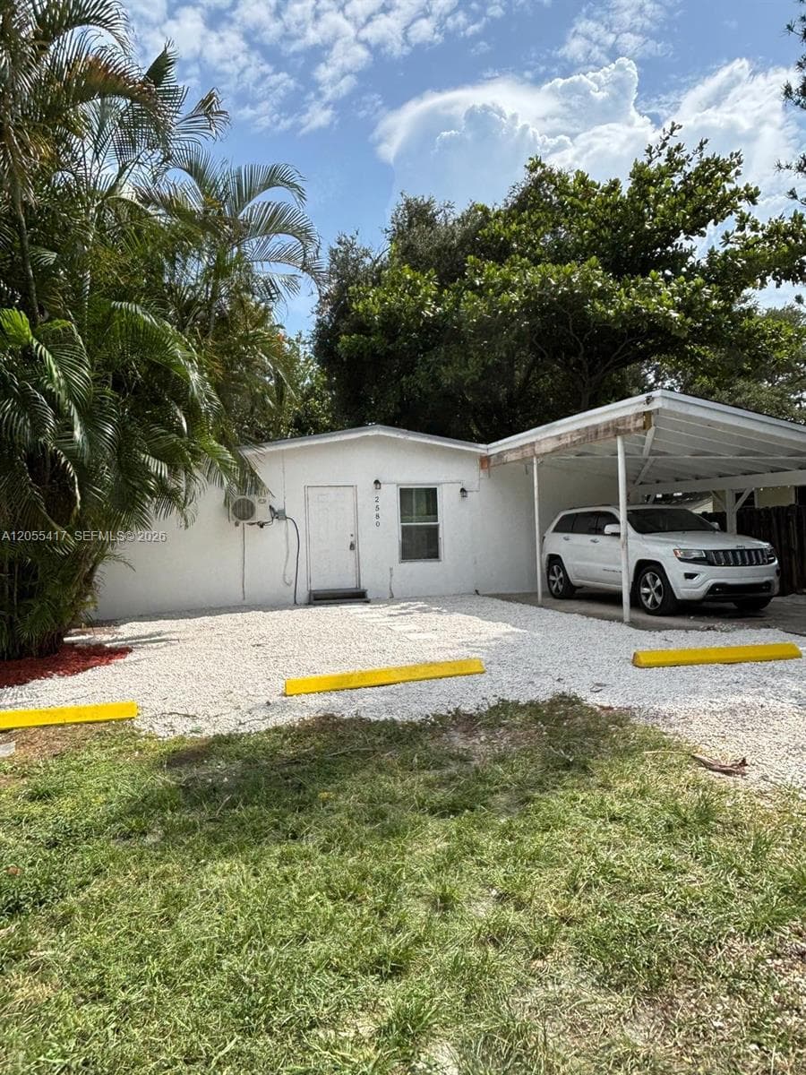 2580 NE 182nd Ter # 2580, North Miami Beach, FL 33160 — zdjęcie 2