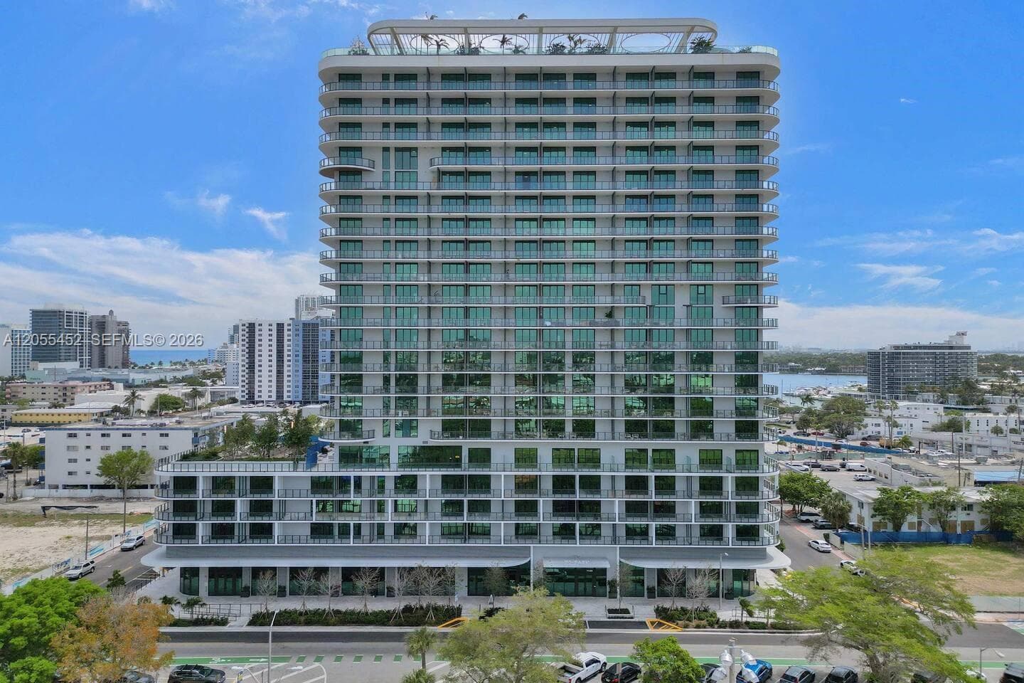 580 72ND # 1004, Miami Beach, FL 33141