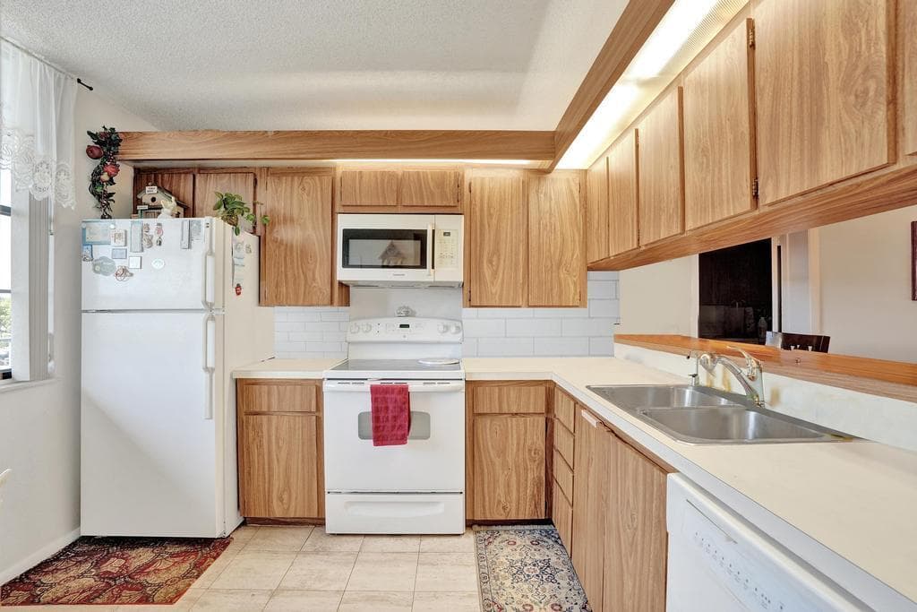 1524 Whitehall Drive # 406, Davie, FL 33324 — zdjęcie 5