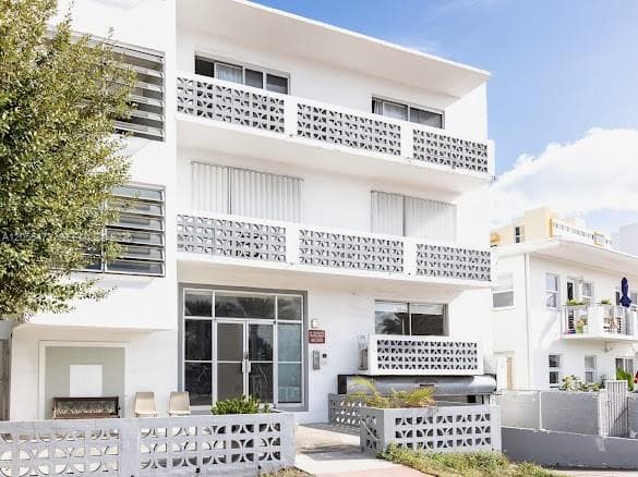 4015 Indian Creek Dr # 307, Miami Beach, FL 33140