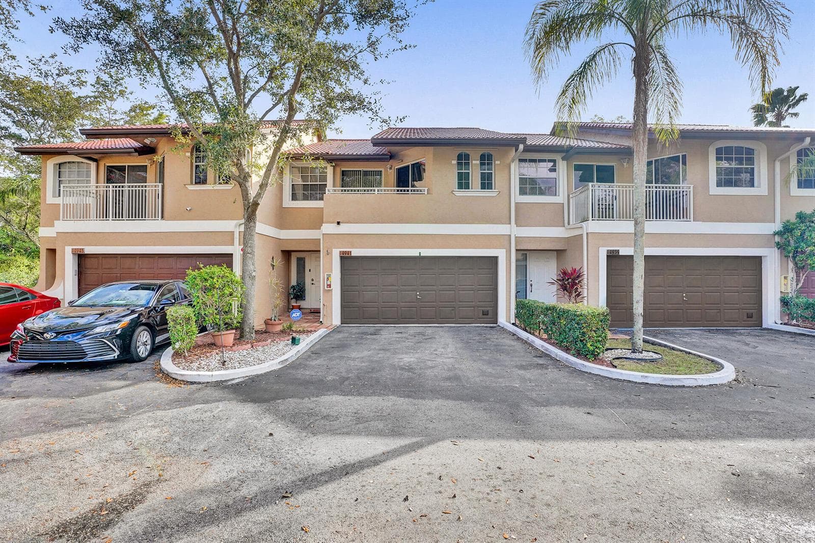 4941 Riverside Drive, Coral Springs, FL 33067