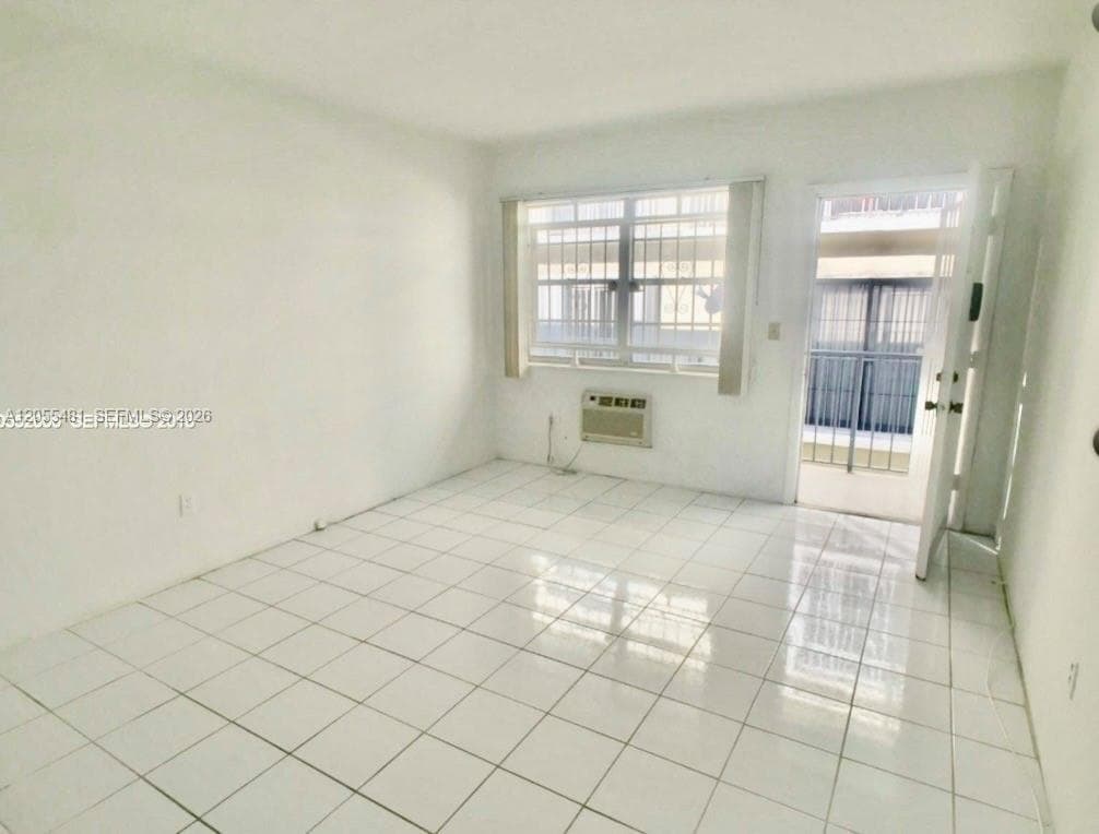 4015 Indian Creek Dr # 306, Miami Beach, FL 33140 — zdjęcie 3