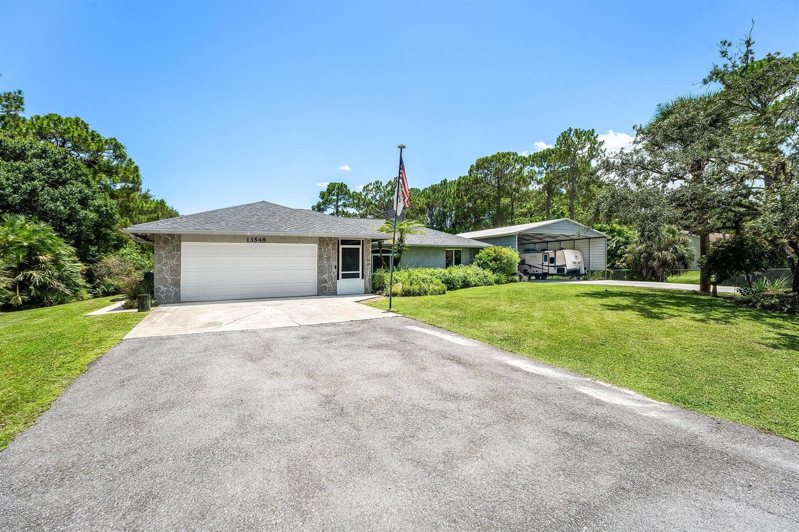 13548 74th Street N, West Palm Beach, FL 33412