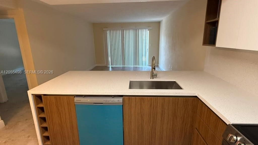 5000 NW 79 AV # 113, Doral, FL 33166 — zdjęcie 2