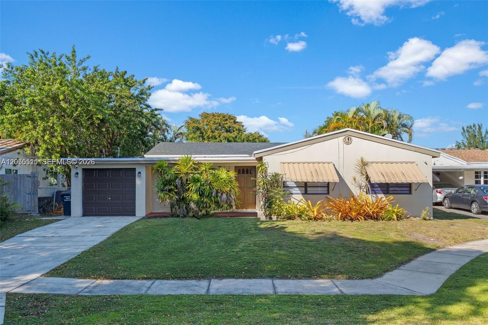3035 Hayes St, Hollywood, FL 33021