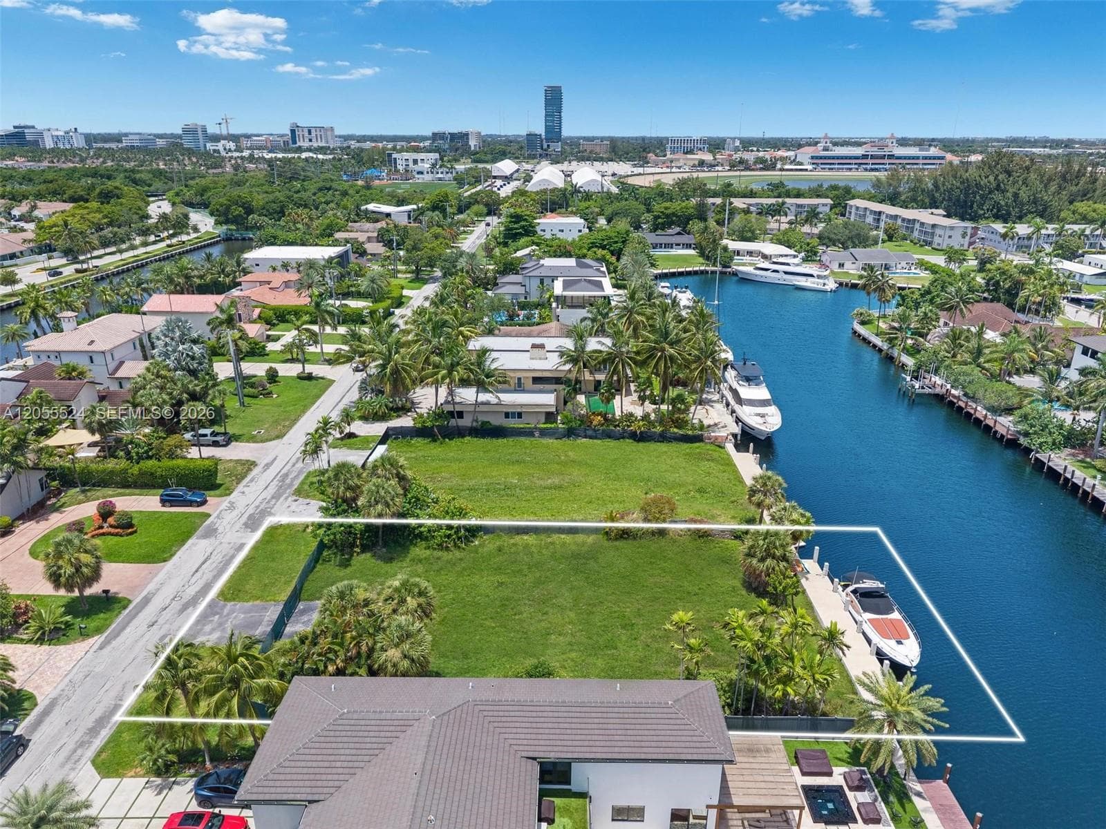 460 Holiday Dr, Hallandale Beach, FL 33009 — zdjęcie 4