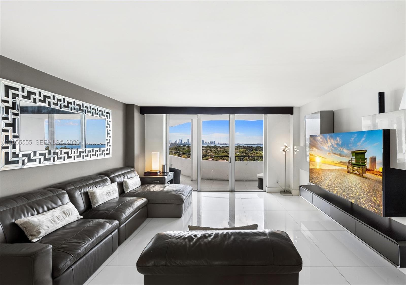 5151 Collins Ave # 1420, Miami Beach, FL 33140 — zdjęcie 5