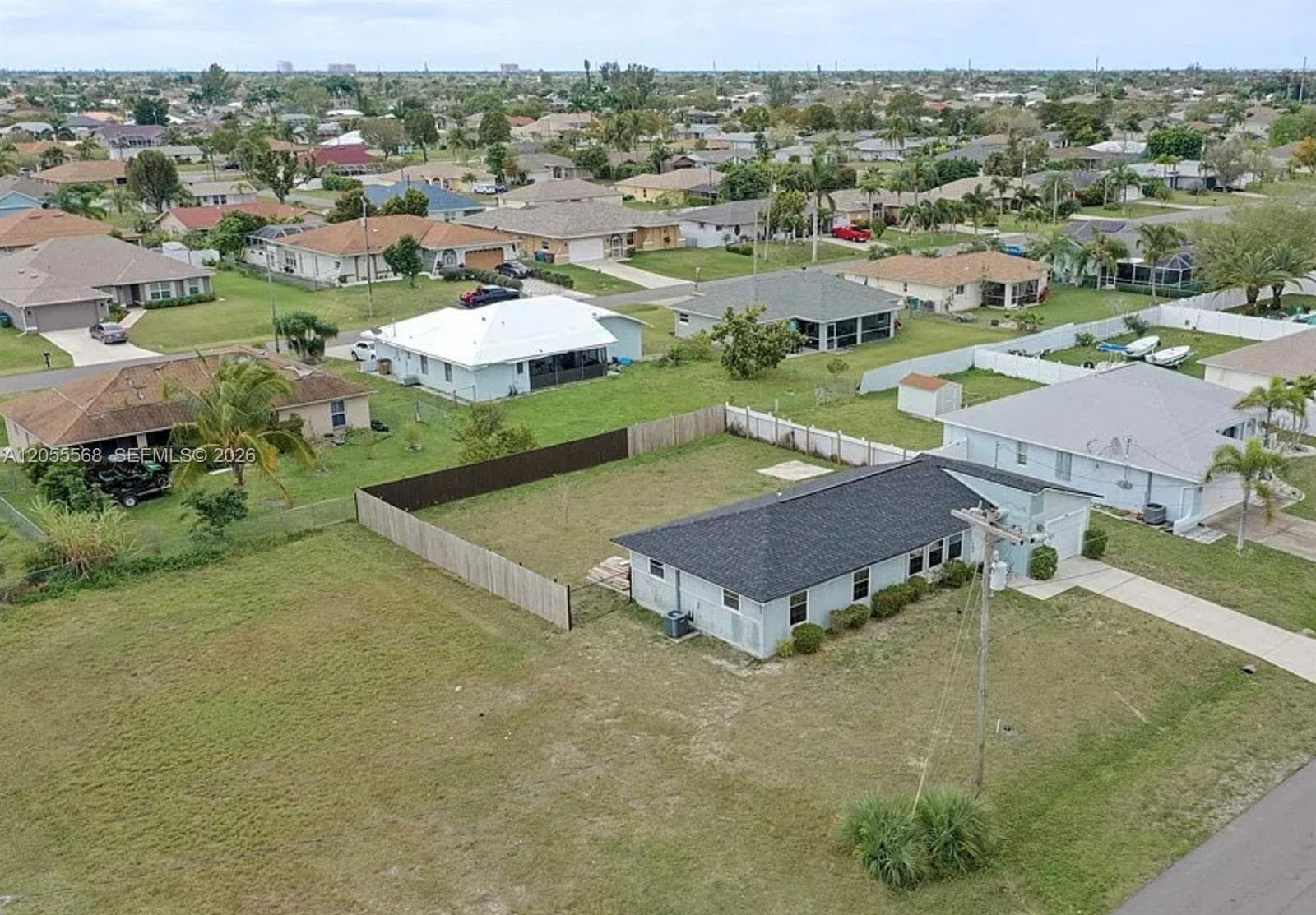 320 SE 26 TERRACE # N.A, Cape Coral, FL 33034 — zdjęcie 2