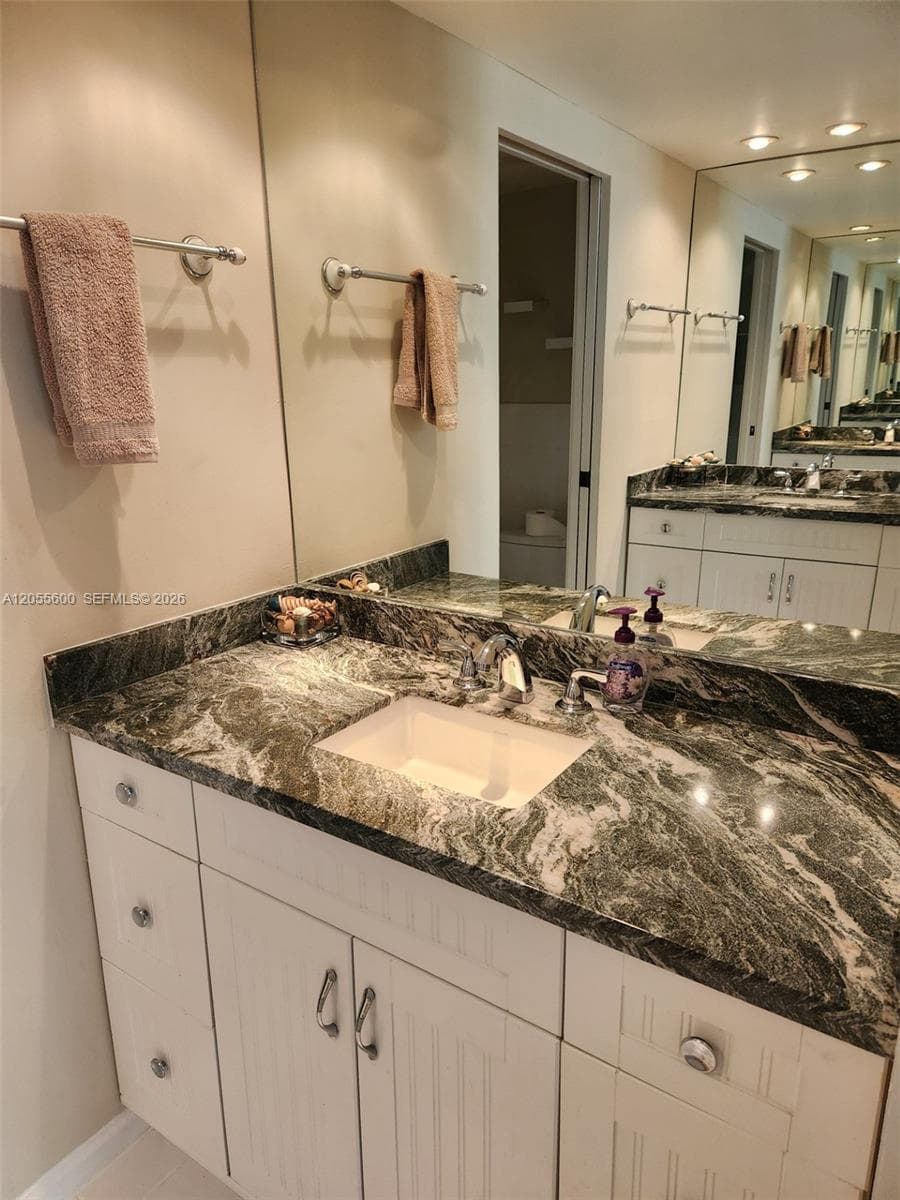 5460 N Ocean Dr # 4B, Singer Island, FL 33404 — zdjęcie 2