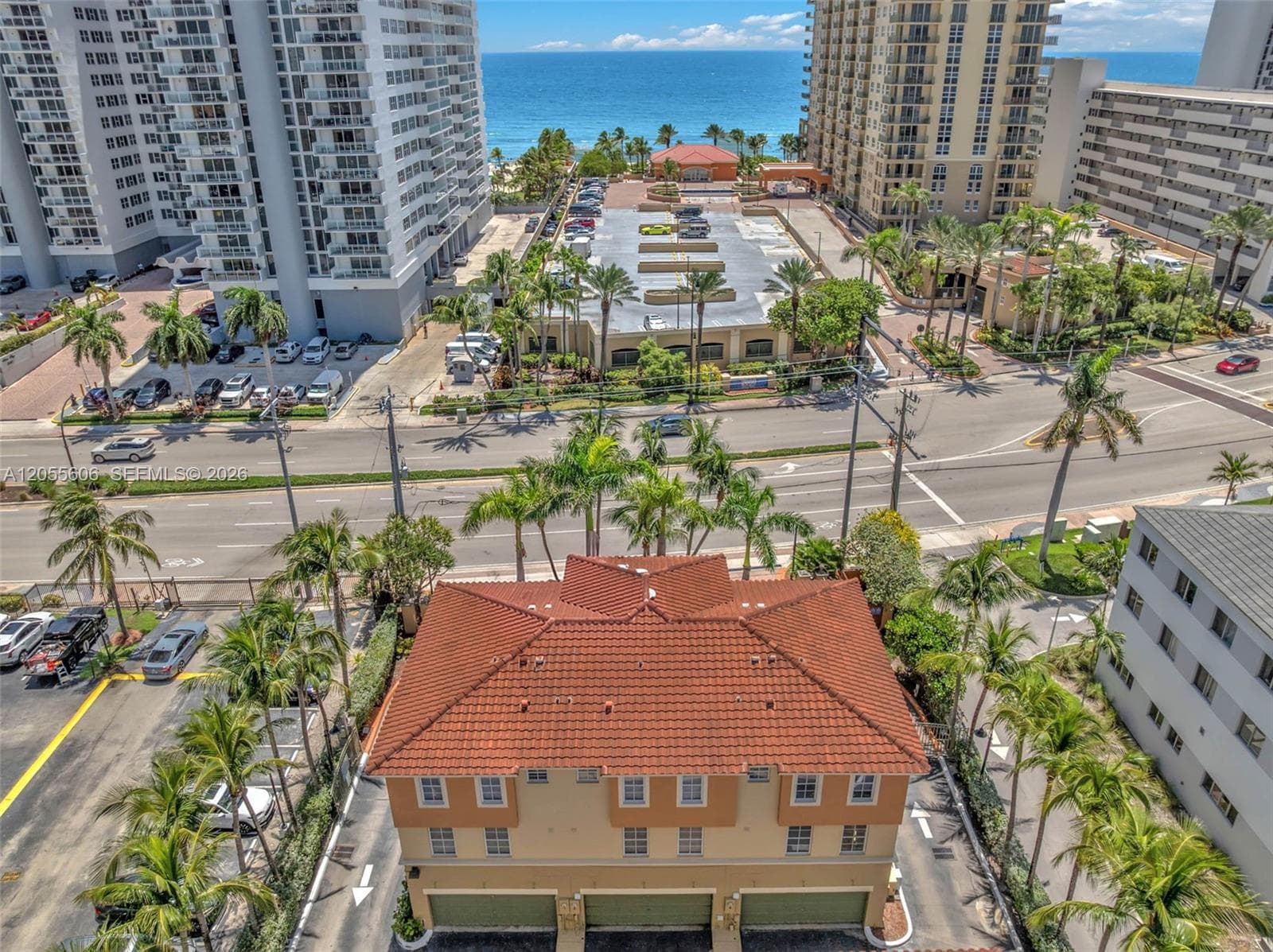 2080 Hallandale — zdjęcie 2
