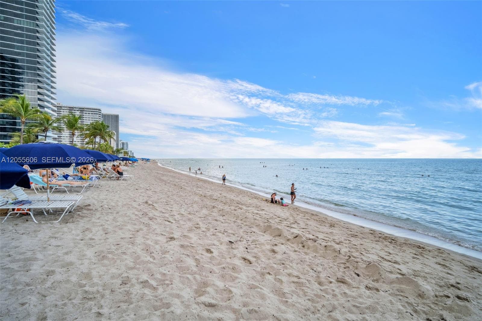 2080 Hallandale — zdjęcie 3