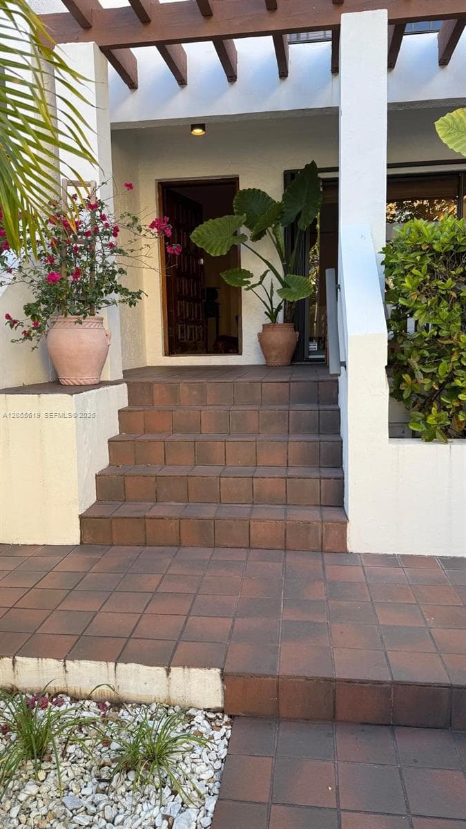 2600 Cardena St # 13, Coral Gables, FL 33134 — zdjęcie 4