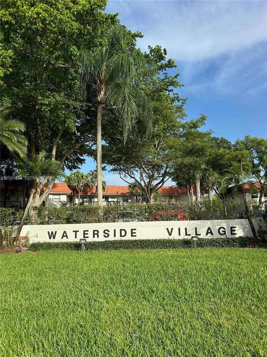 15710 E Waterside Cir # 203, Sunrise, FL 33326